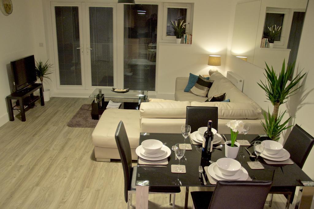 Traeth Bychan Apartment 拉内利 外观 照片