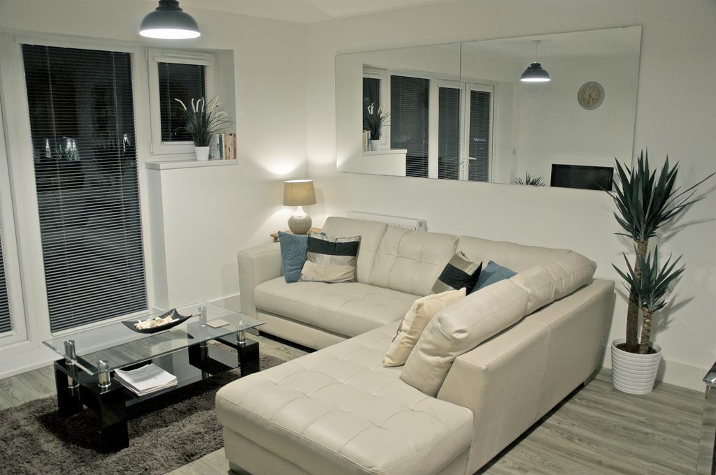 Traeth Bychan Apartment 拉内利 外观 照片